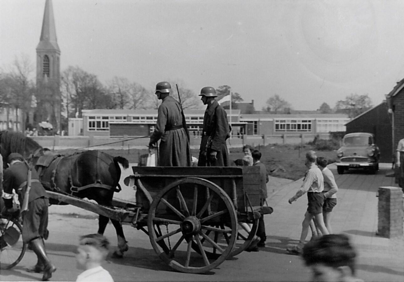 1960_Bevrijdingsoptocht-foto3 ????????????????????????????????
